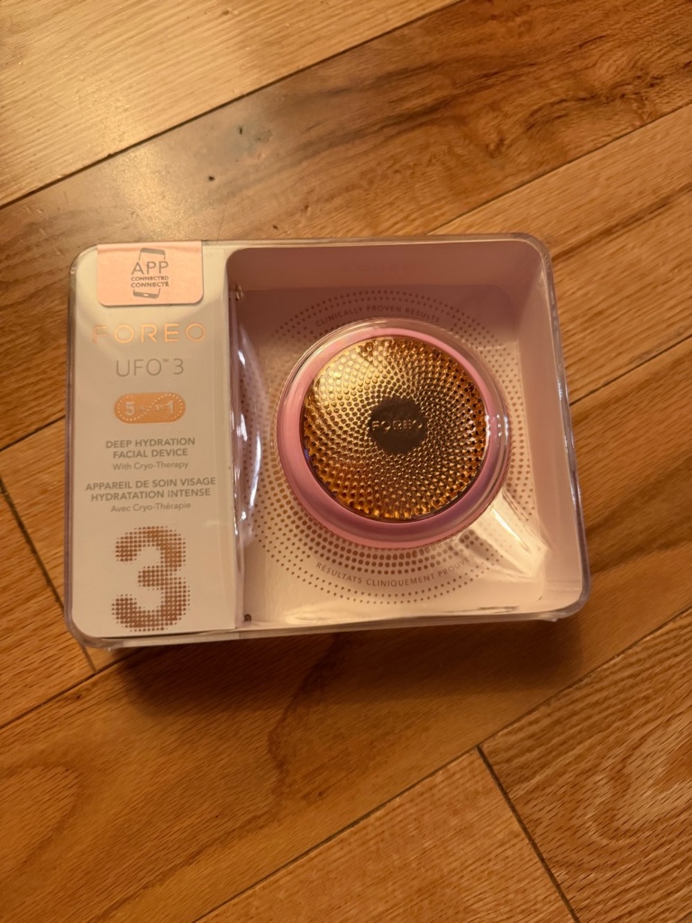 FOREO UFO 3 Deep Face Moisturiser - 5-in-1 Facial Spa